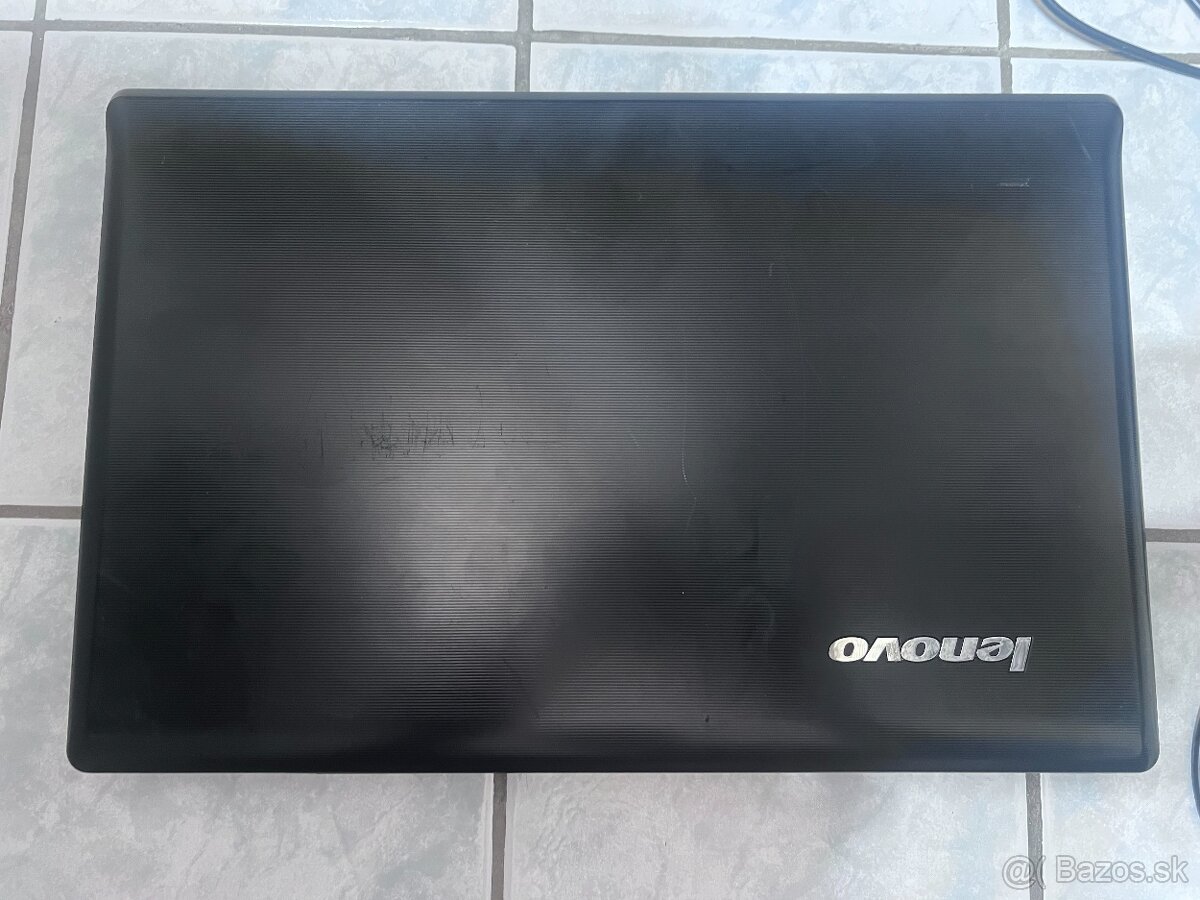 Notebook Lenovo G570 s nabijackou - 2