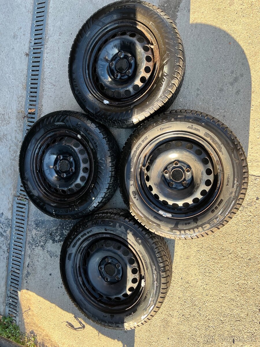 195/65R15 - 2