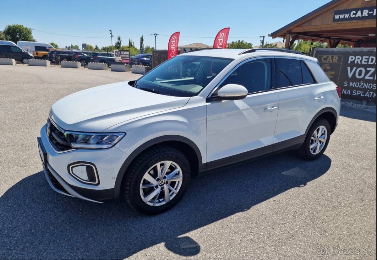 Volkswagen T-Roc 1.5 TSI Move DSG - 2