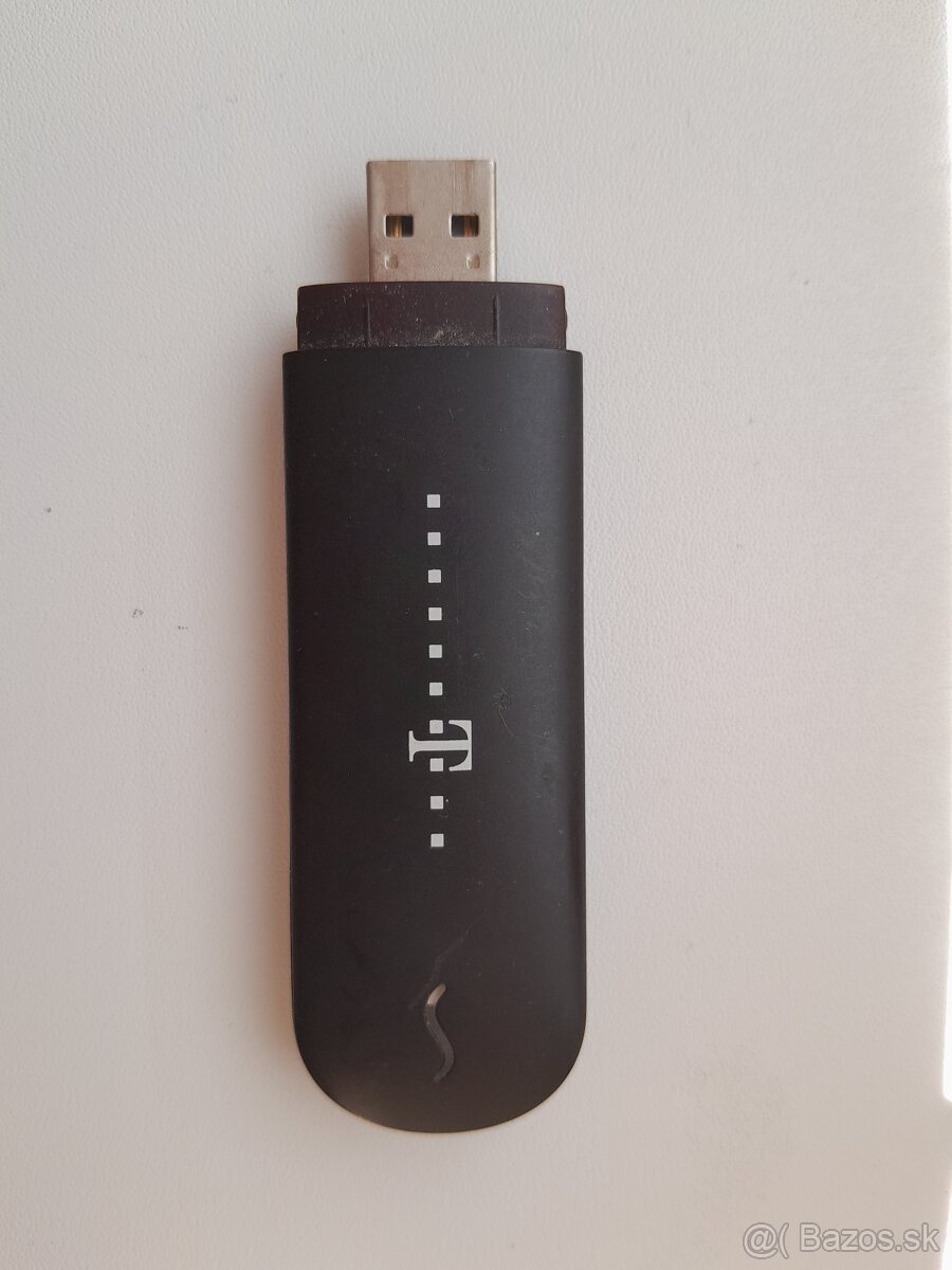 Predám USB modem Model:MF669T - 2