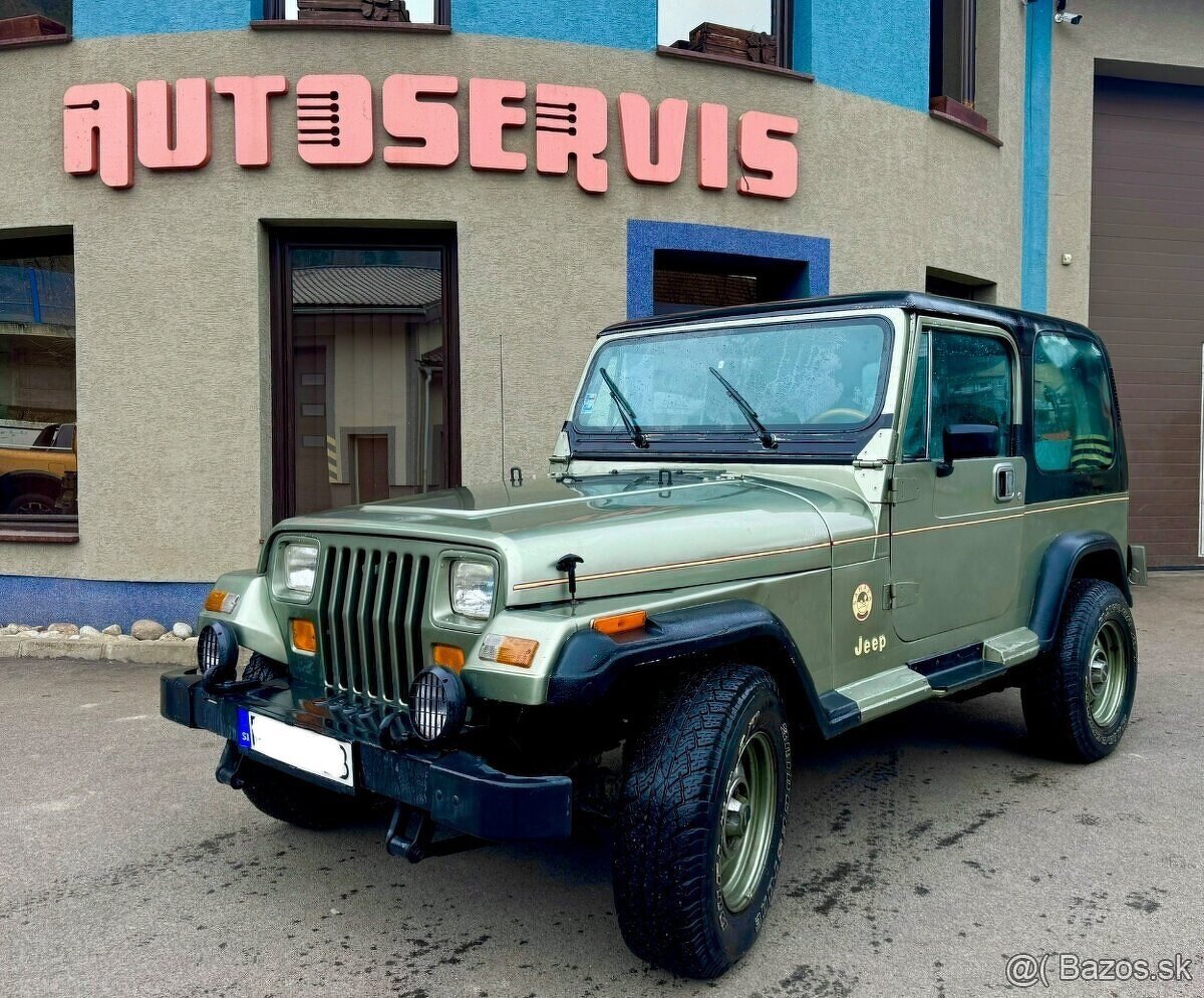 Jeep Wrangler 4.0 Sport Safari