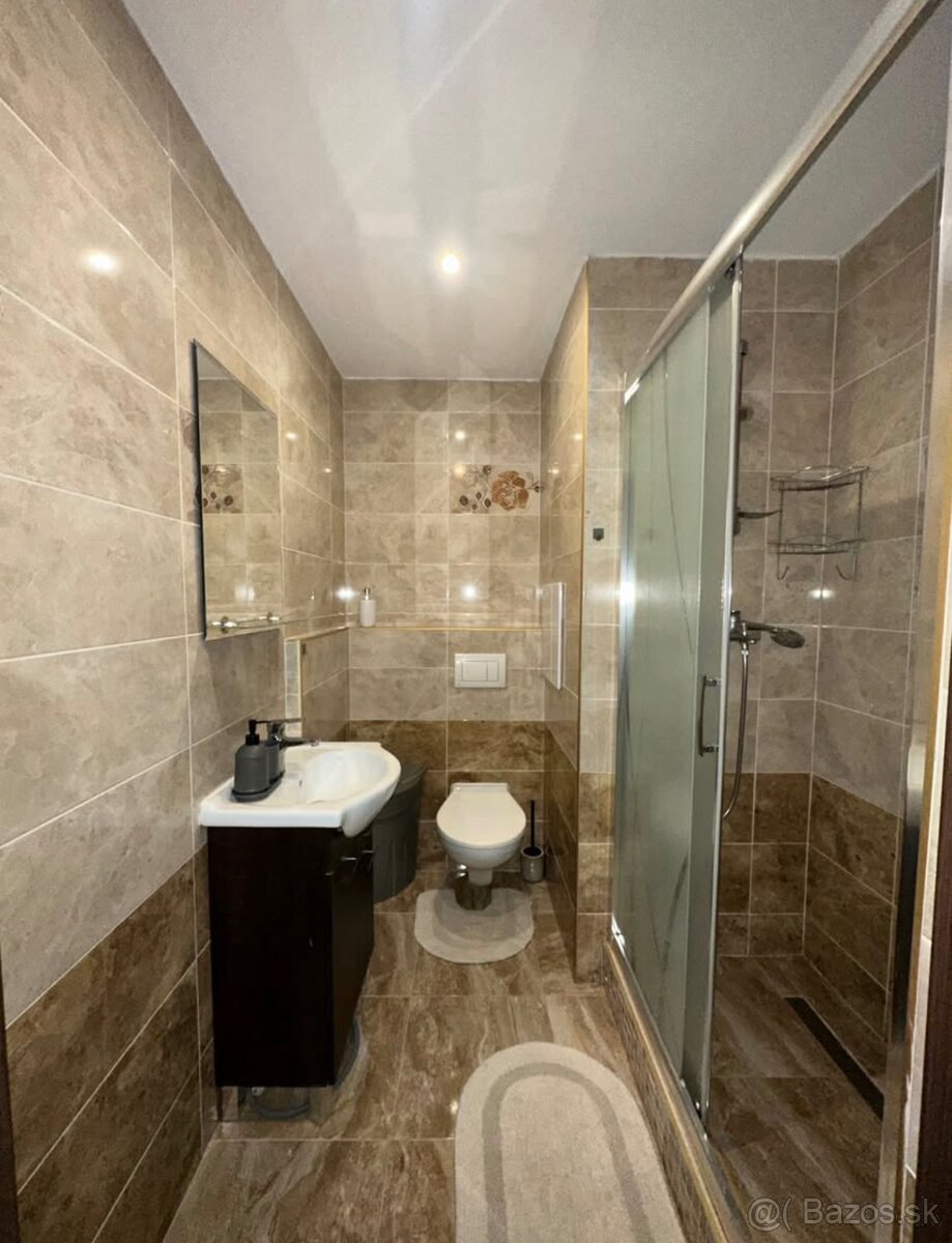 Prenajmem 1-izbový byt v Trenčíne - 2