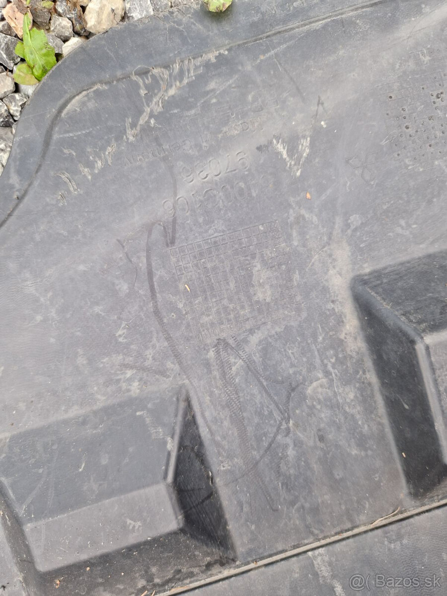 Výstuha, spojler, difuzor, plast nárazníka - 2