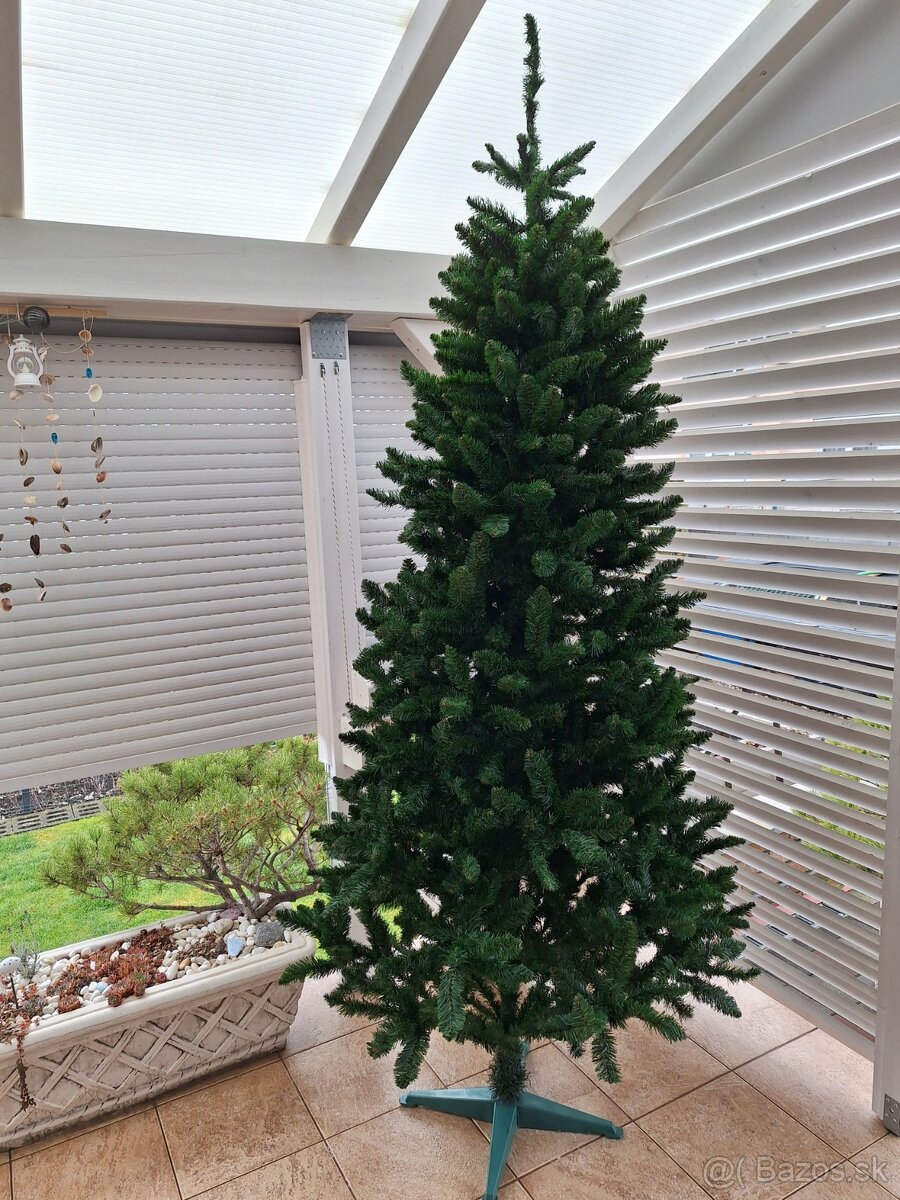 Vianočný umelý stromček - výška 270cm - 2