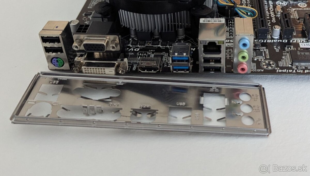 GIGABYTE GA-B85M-HD3G + i5-4570 + 8GB DDR3 - 2