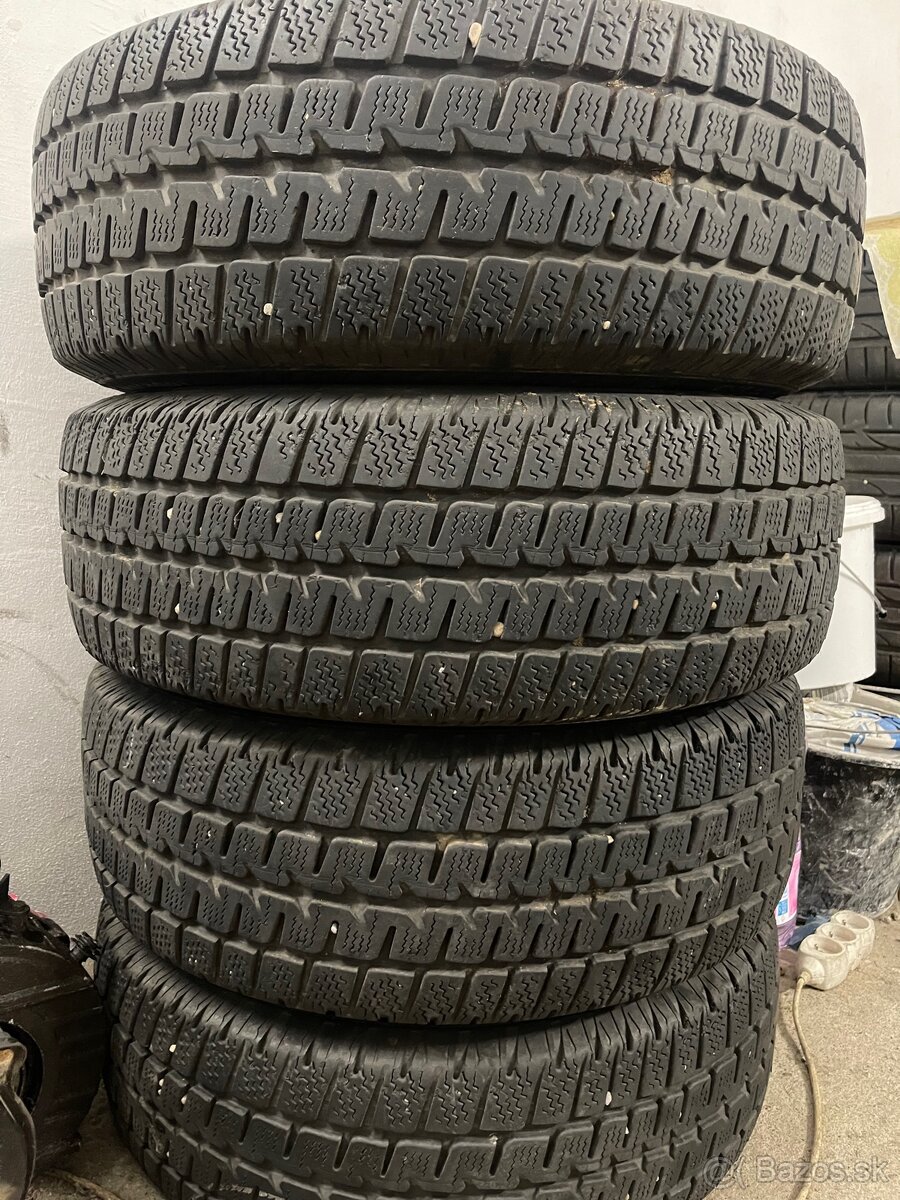 Volkswagen T5 kolesá 5x120 s pneu 215/65 R16 C - 2