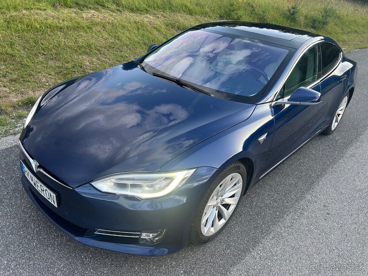 TESLA model S75 - 2