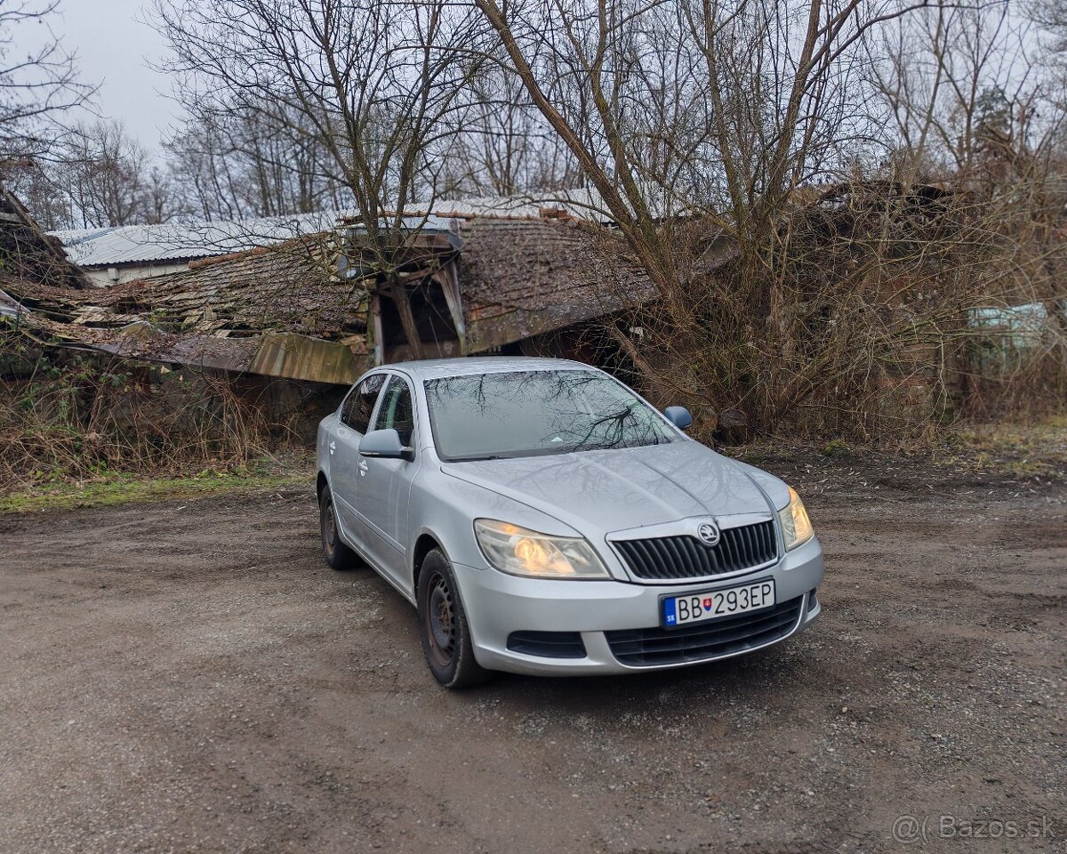 Škoda Octavia - 2