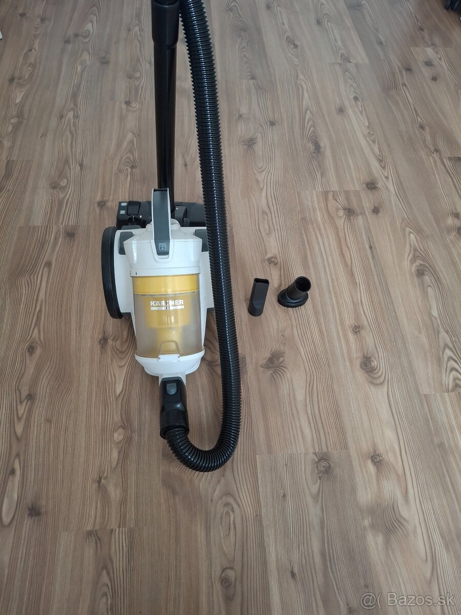 Vysavac Karcher - 2