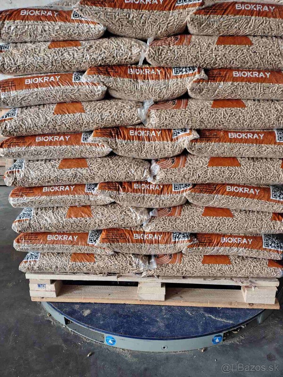 Predám drevené pelety ENplus A1 – čisté a úsporné - 2