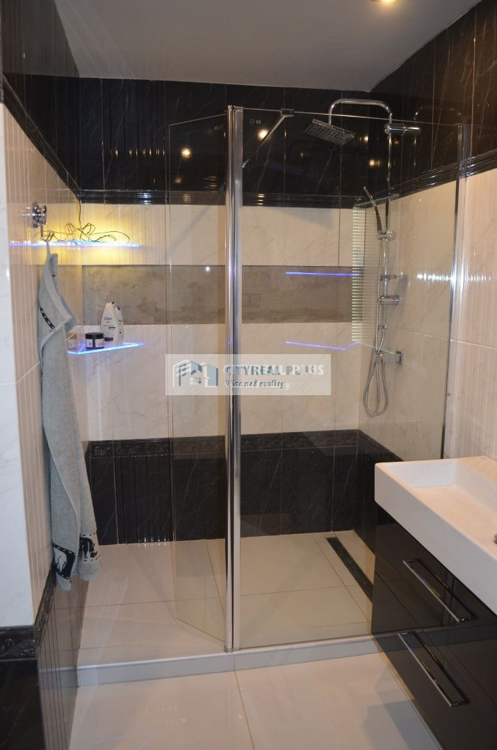 EXKLUZÍVNE Predaj 3 izbový prerobený byt Nábrežná NZ - 2