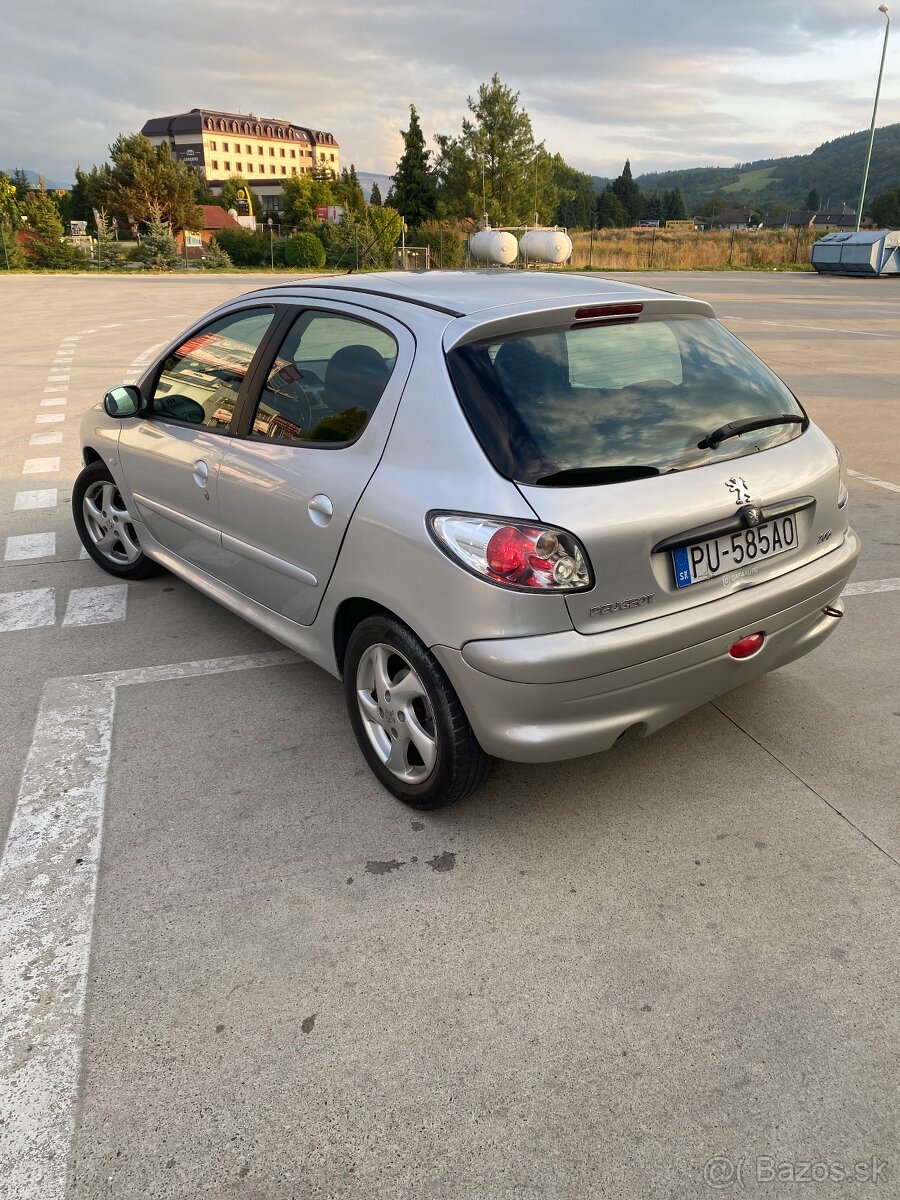 Peugeot 206 - 2