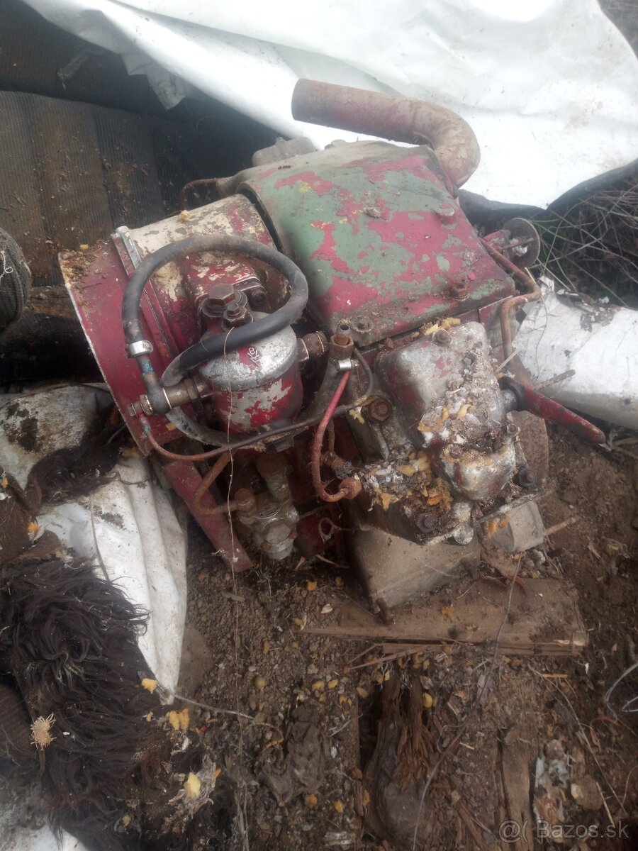 Náhradní díly na Traktor RS09 - 2