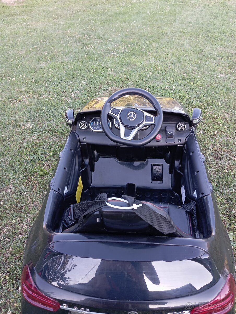 Detské elektr. autíčko - 2