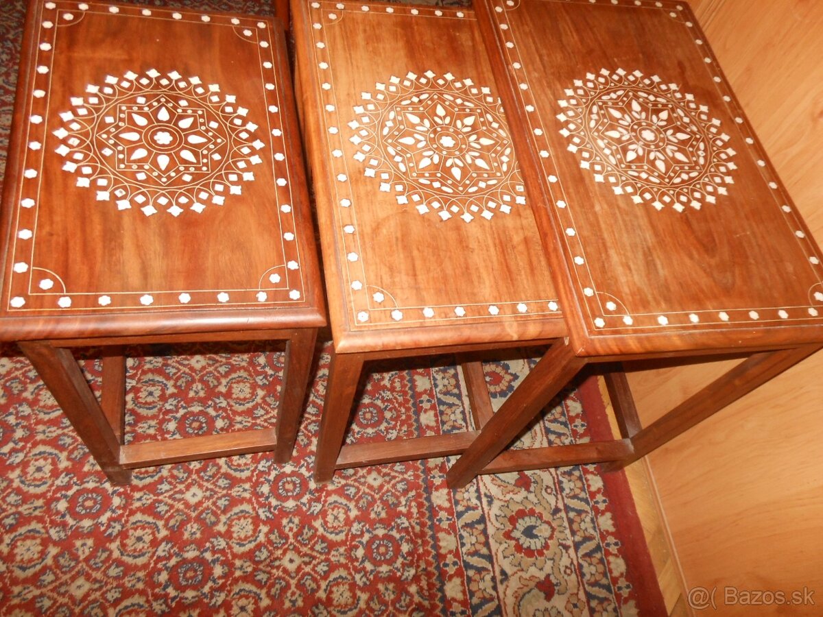 Trojité stolíky - 2