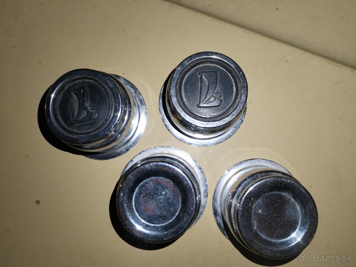 Puklicky lada 2105, 2107 - 2