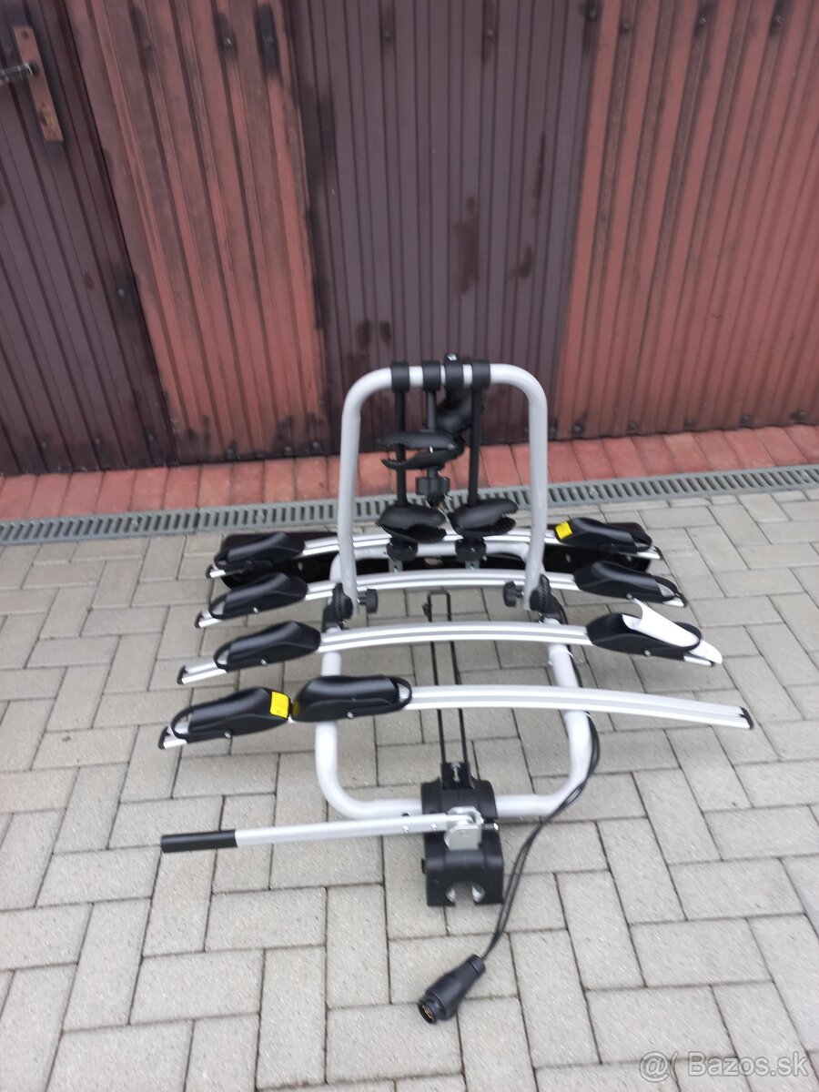 Predám nosič na ťažné zariadenie na 4 bicykle - 2