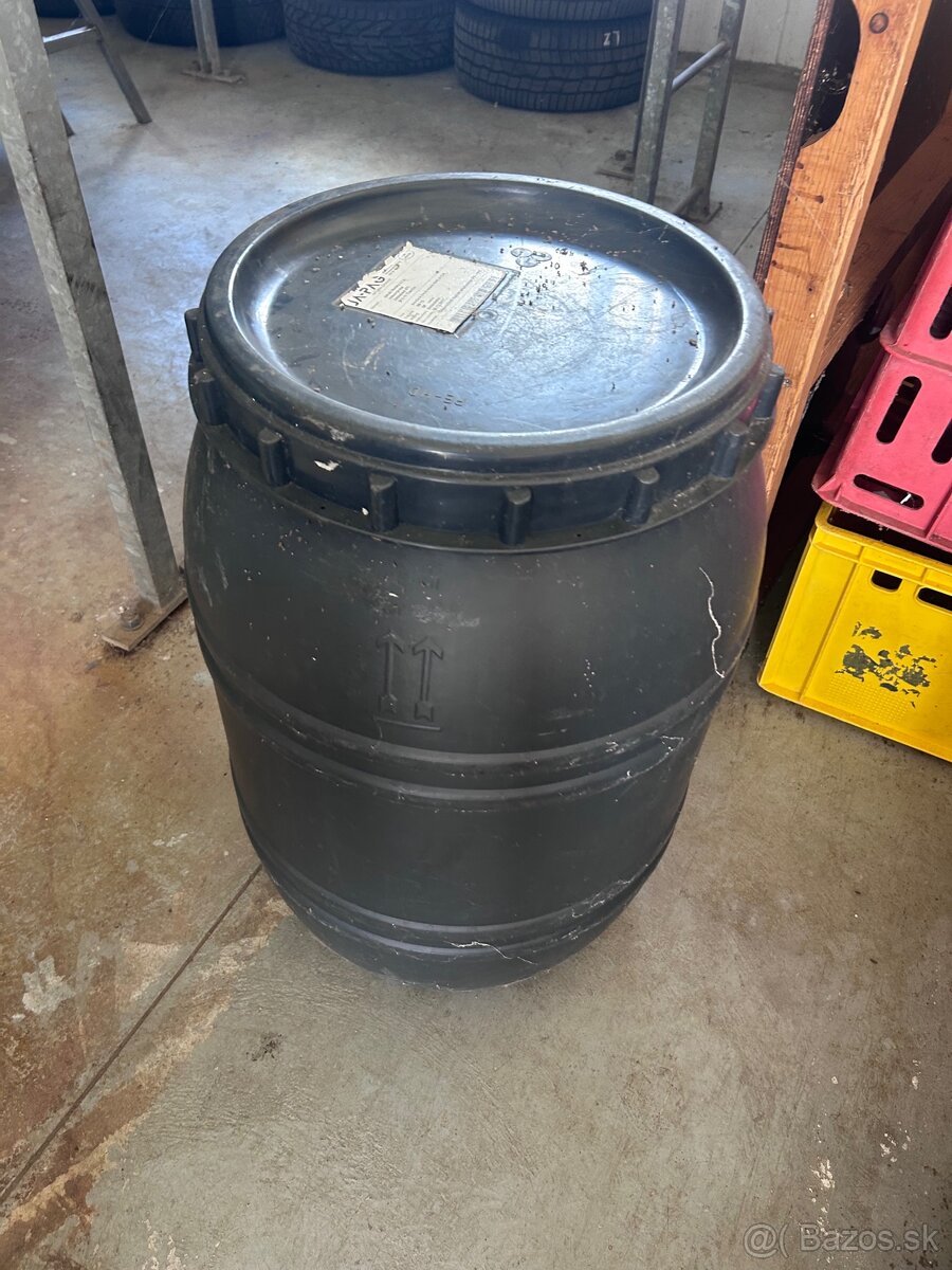 Plastové sudy - 2