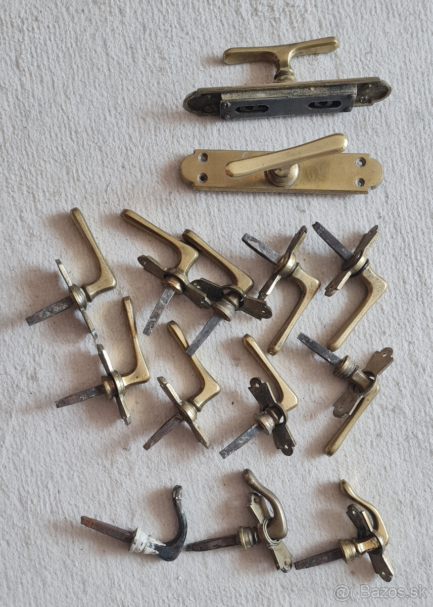mosadzné kovanie / kľučky - 2