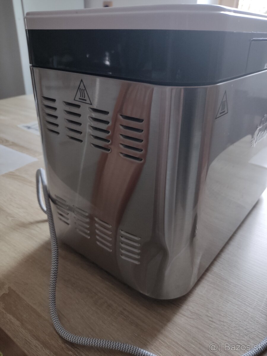 Domáca pekáreň ETA - 2