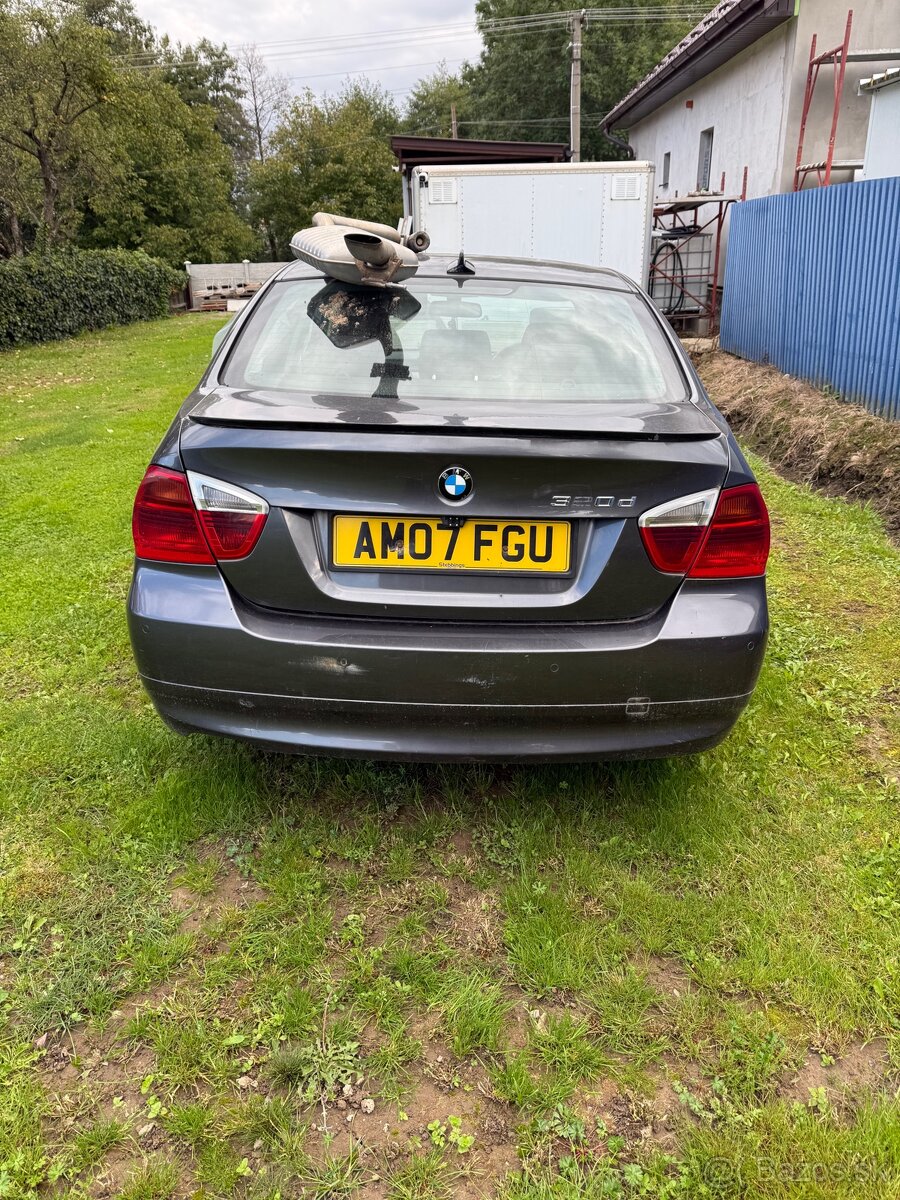 BMW E90 2,0 120kw - 2