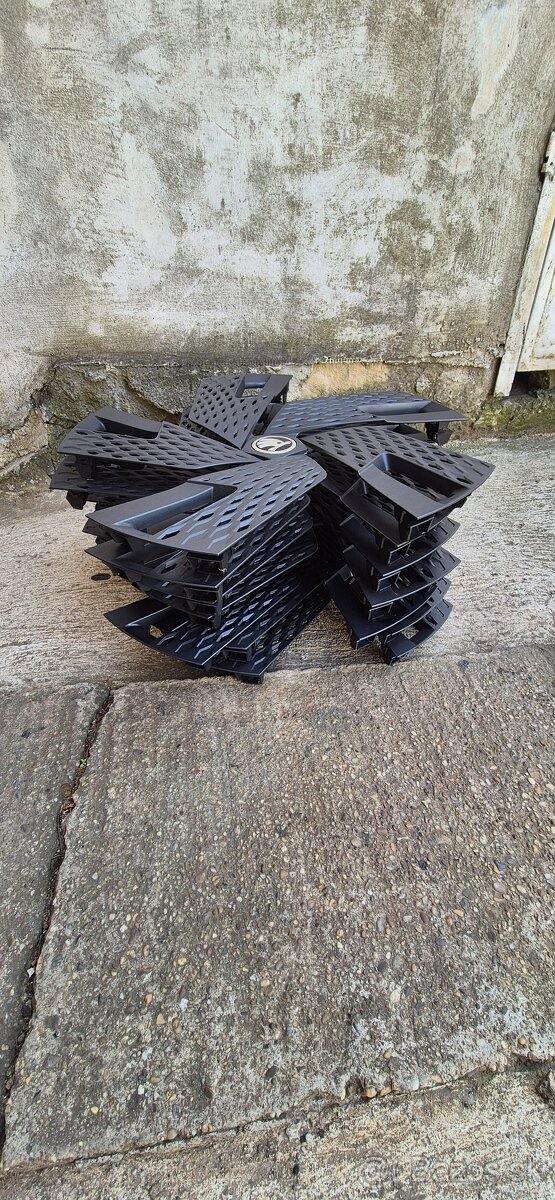 Puklice skoda kodiaq 20 palcove - 2