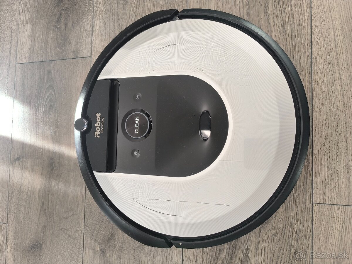 iRobot Roomba i7 - 2