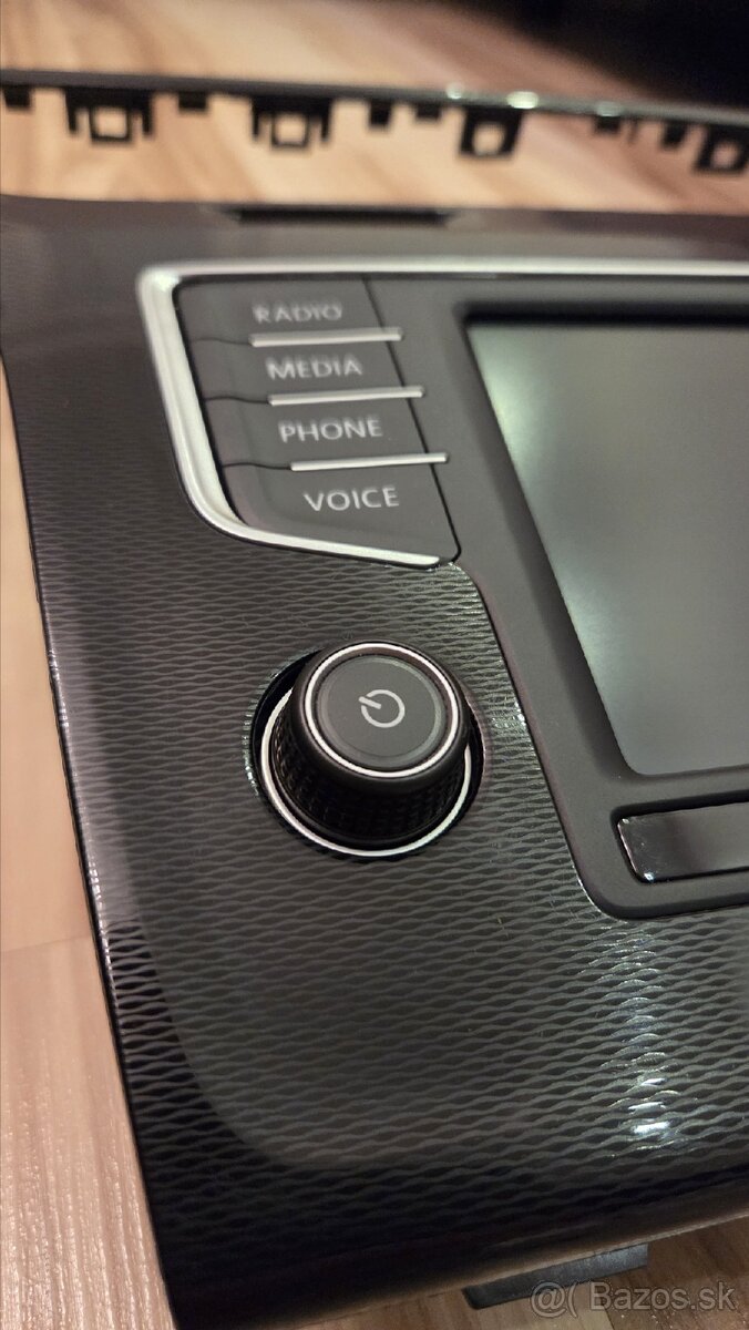 Rádio Display + rámik Golf GTI / GTD - 2