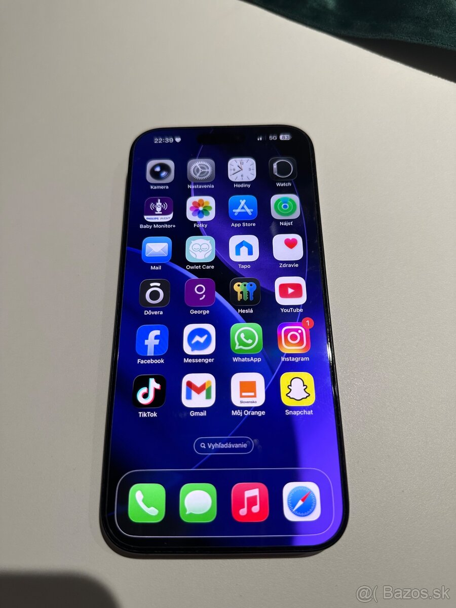 iPhone 16 Pro Max 256 GB čierny titán - 2