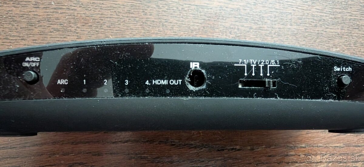 HDMI 4K prepínač 4x1 s audio extraktorom - 2
