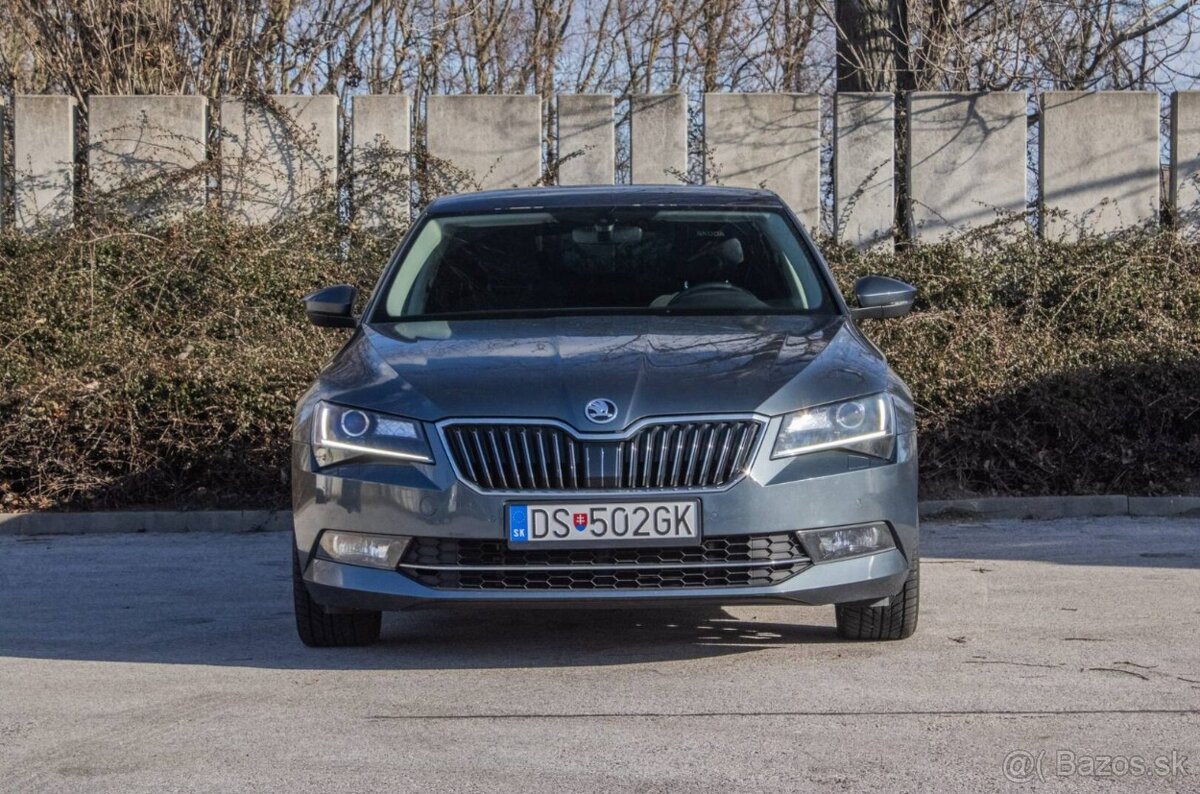 Škoda Superb 2.0 TDI Ambition - 2