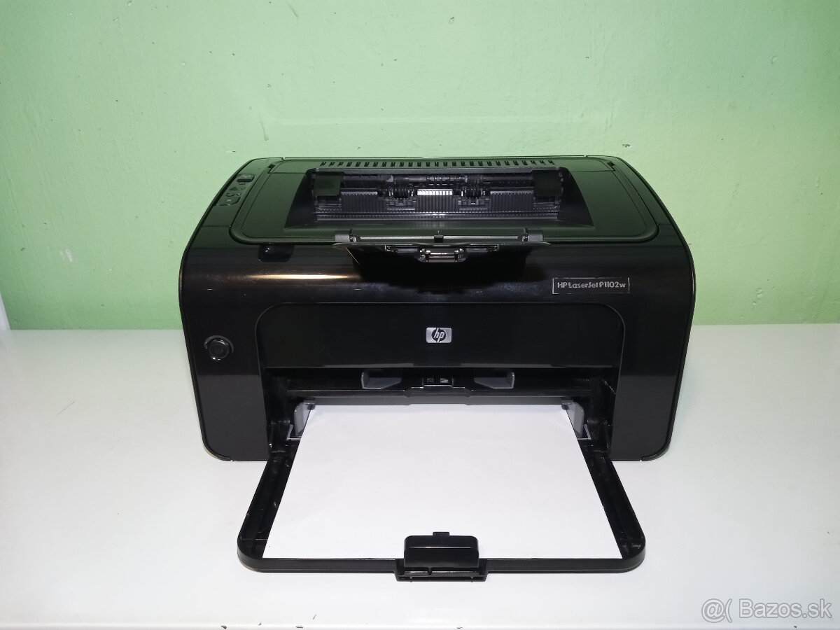 HP LaserJet Pro P1102w - 2