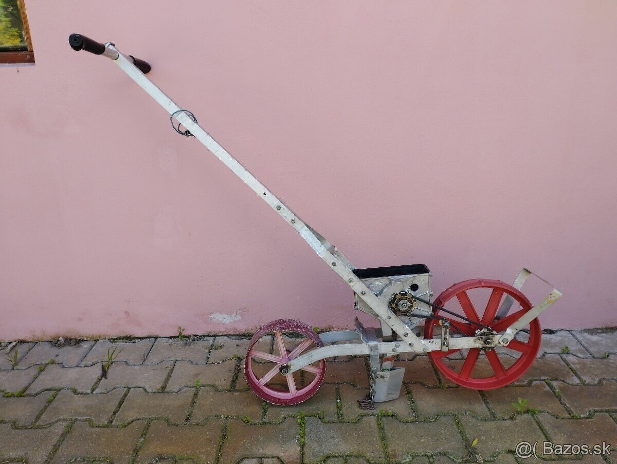 predam rucnu sejacku MINIMISTRAL - 2