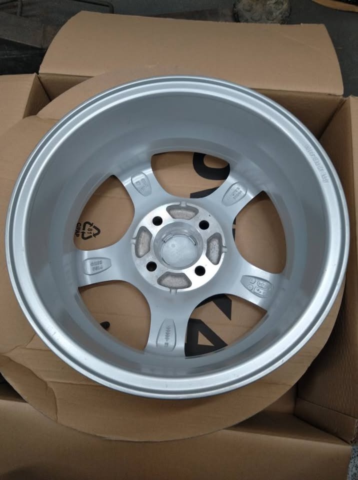 14" alu Hyundai i10 + TPMS + pneu. - 2