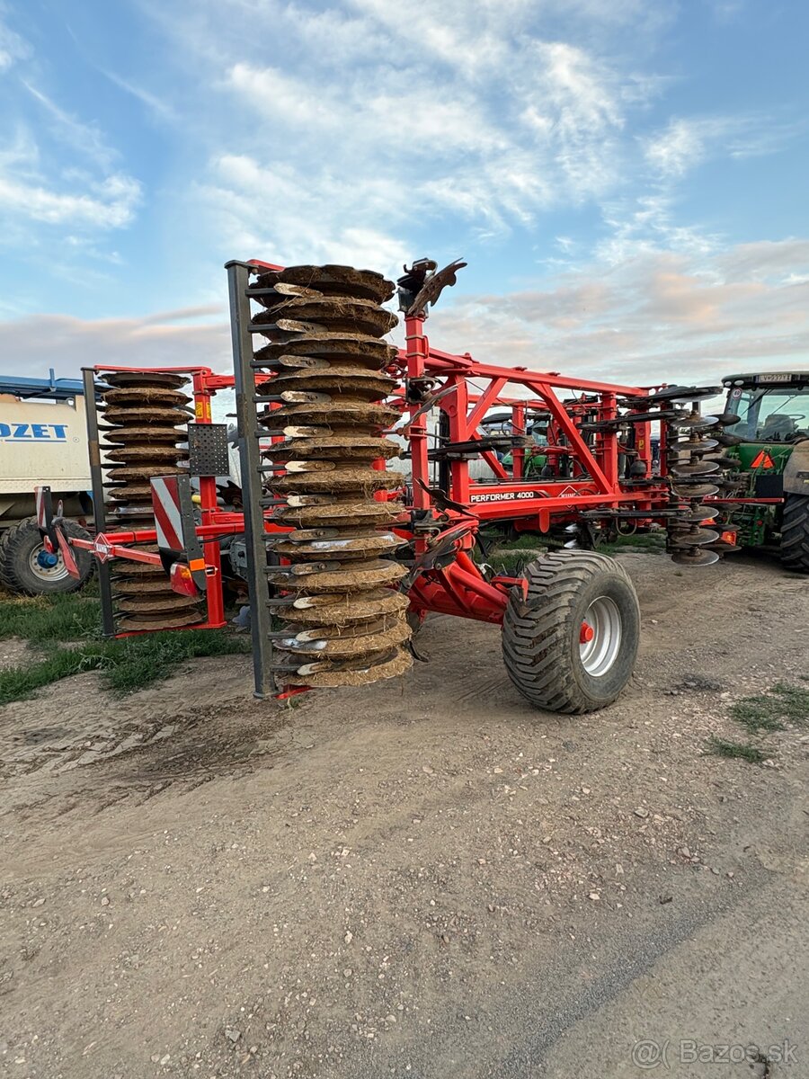 Kuhn performer 4000 - 2