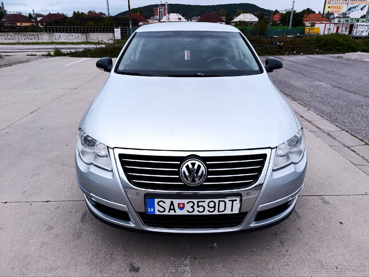 Volkswagen Passat R32 VR6 4x4 3.2 benzín 184kw Automat DSG - 2