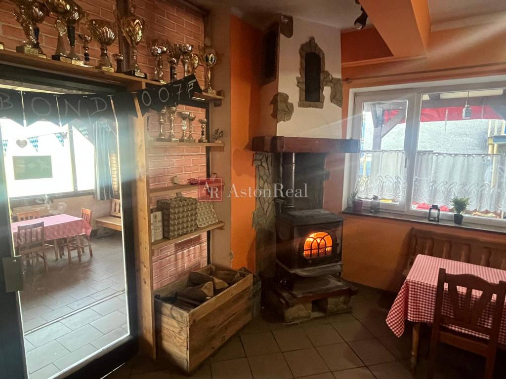 Predaj: KRČMIČKA v Starej Sásovej pri futbalovom štadióne - 2