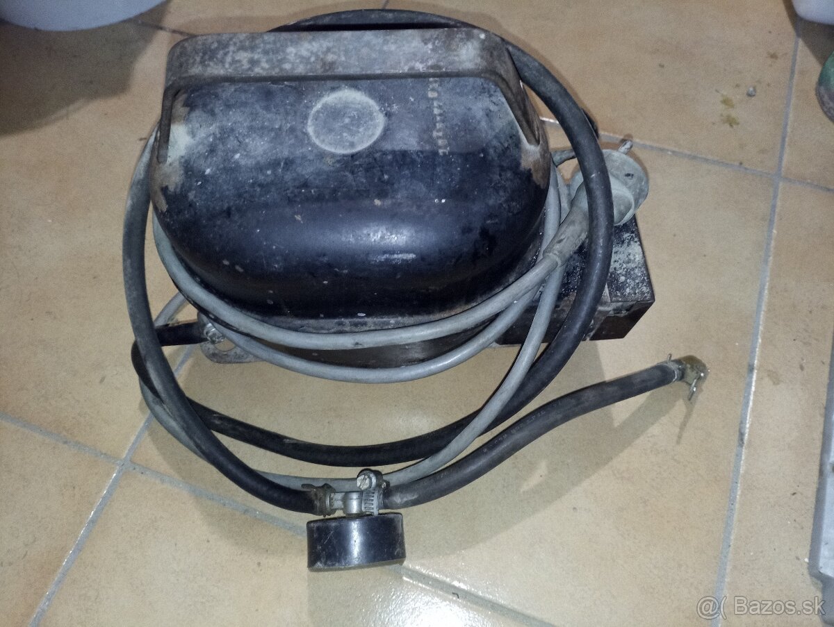 Predám kompresor z chladničky na dofukovanie pneumatík - 2