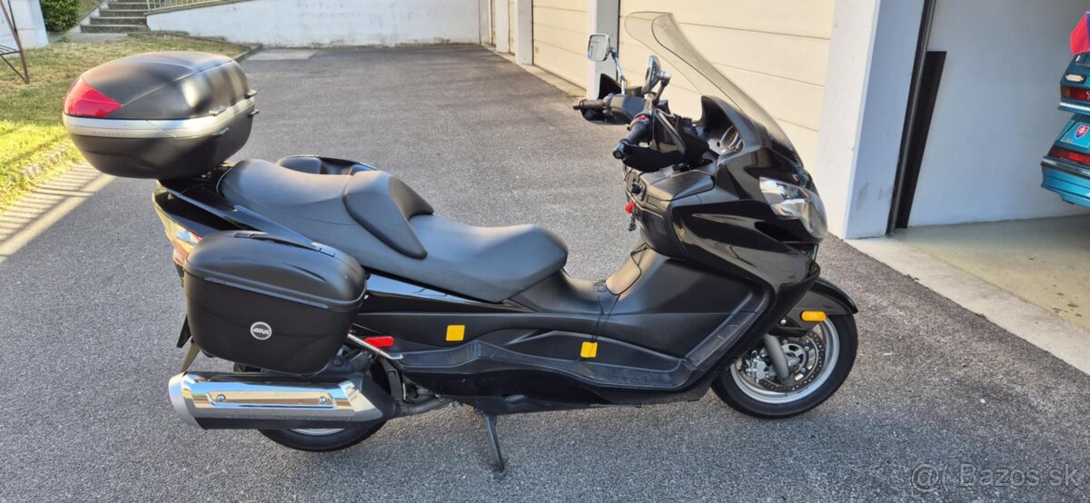 Suzuki Burgman AN 400 - 2