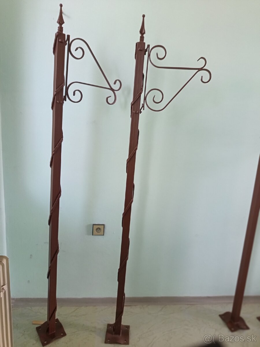 Stojany na lampáše - 2