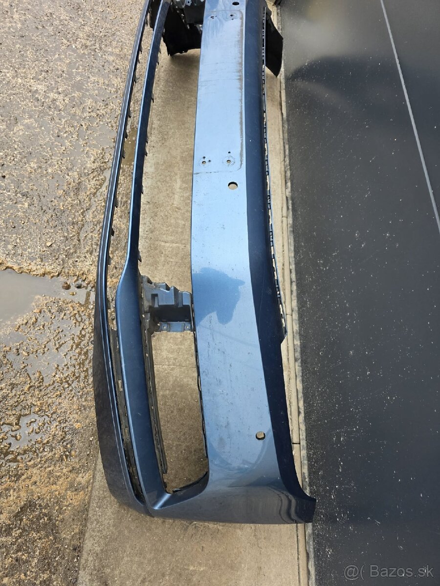 VW Passat B8 2015- predný naraznik - 2