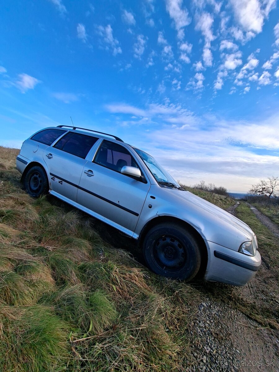 Skoda Octavia Colection 4X4 1,9 TDI 74kw - 2