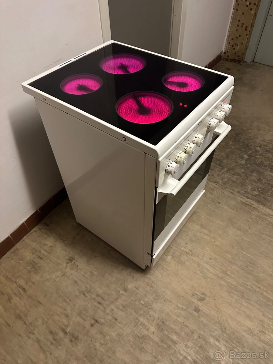 Elektricky sporak Elektrolux - 2