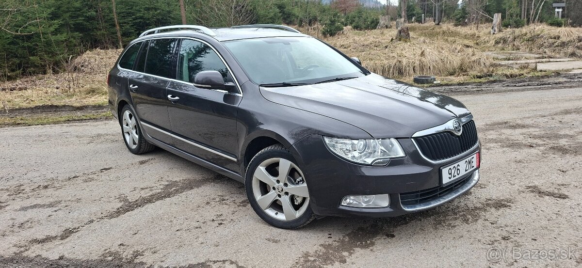Predám škodu superb 2 combi dsg - 2