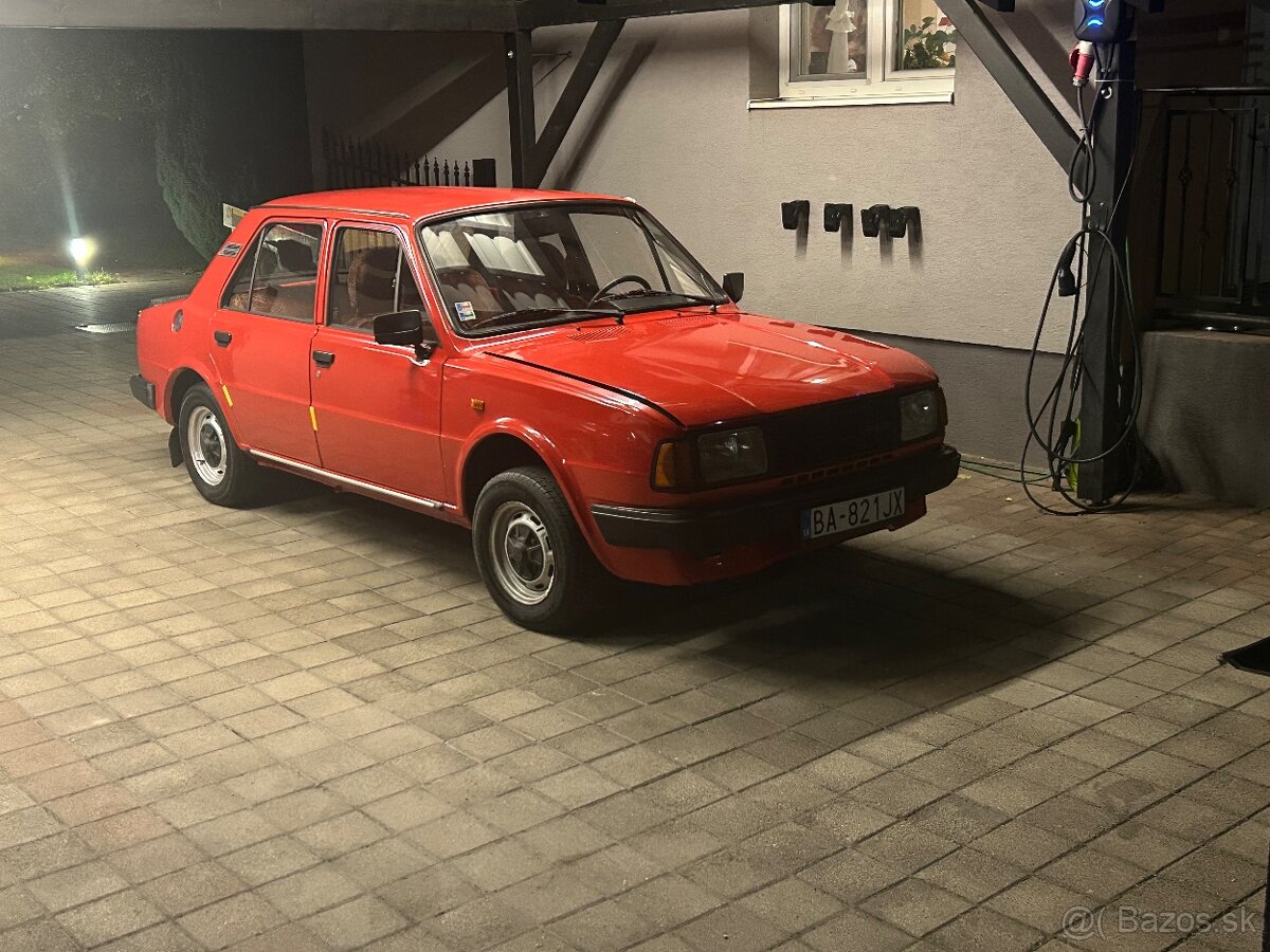 Škoda 120L - 2