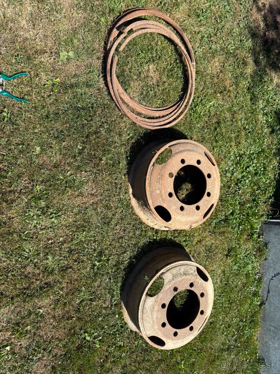 Náprava z V3S + disky - 2