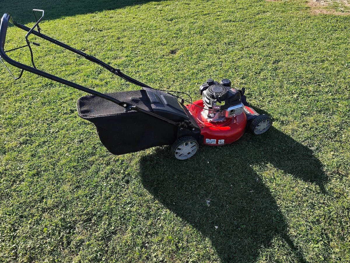 Predám benzínovú kosačku s pojazdom MTD Smart 46 SPO - 2