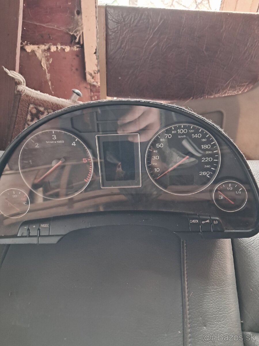Audi A4 b6 na diely - 2