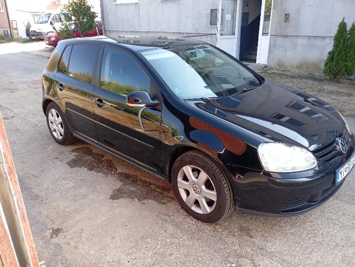 Predám VW Golf 5 1.4 181500 km - 2