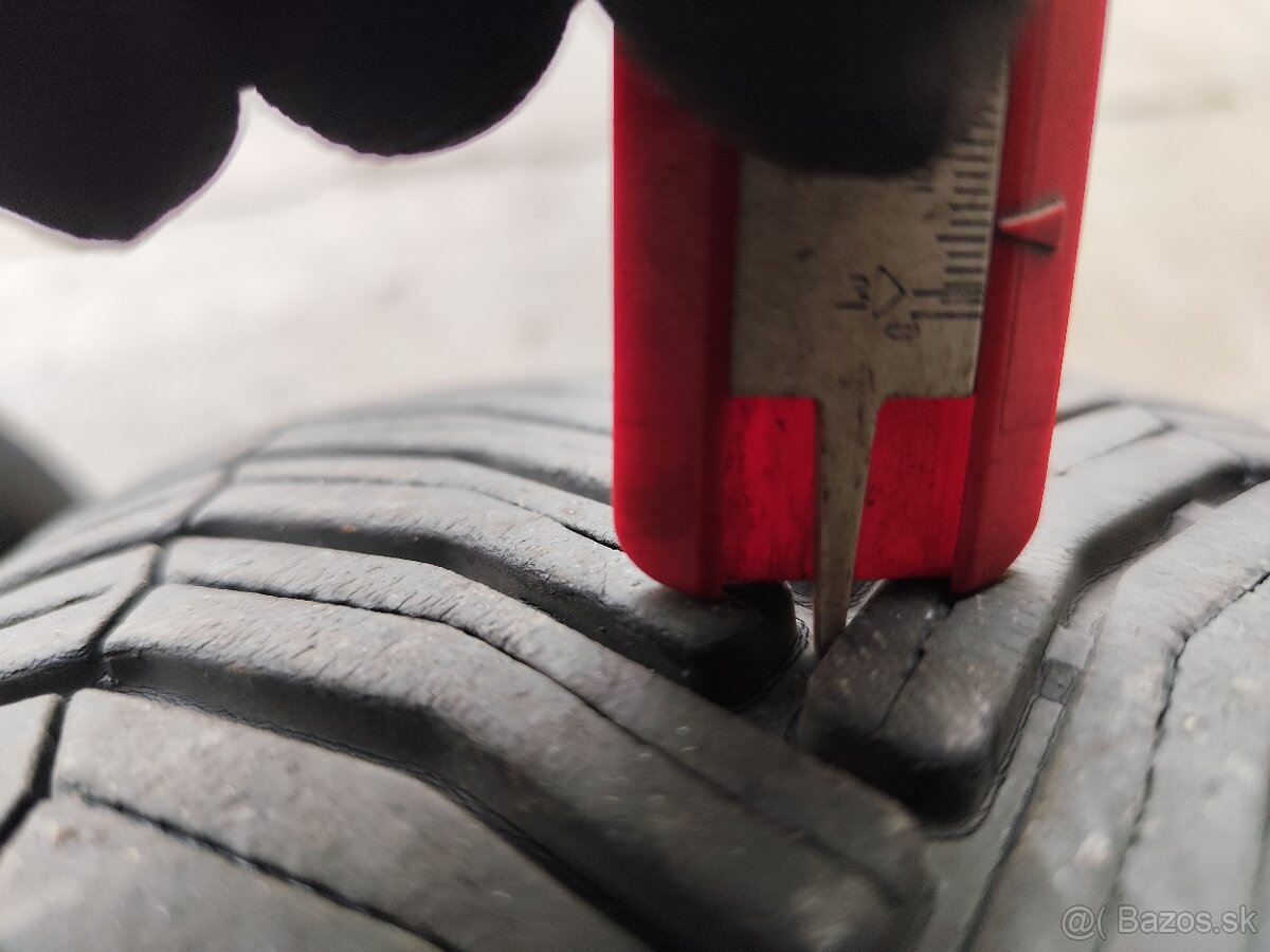 Celoročné 195/55 r16 michelin - 2